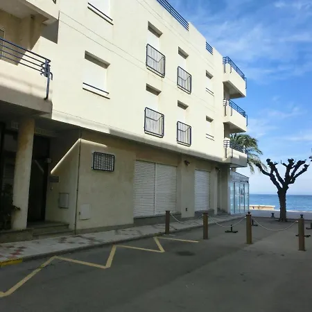 Atico Con Terraza Y Aire Acondicionado, Cerca De La Playa - Es-228-27 *
