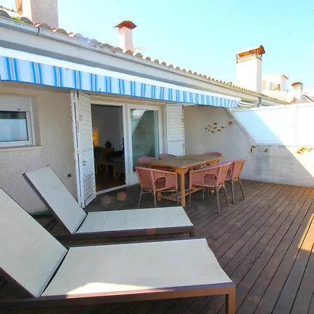 Atico Con Terraza Y Aire Acondicionado, Cerca De La Playa - Es-228-27 Llança