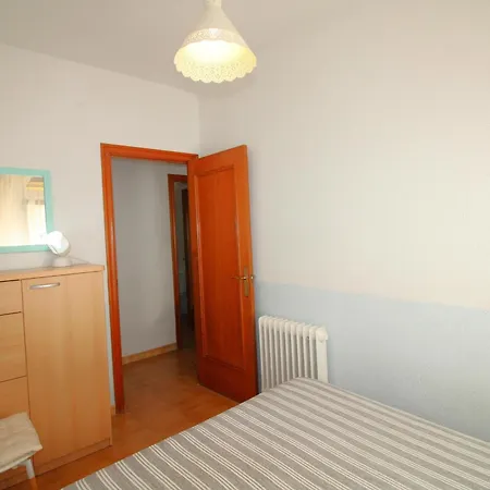Apartament Atico Con Terraza Y Aire Acondicionado, Cerca De La Playa - Es-228-27 *