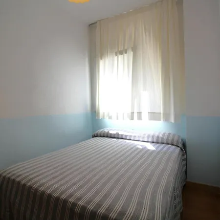 Apartament Atico Con Terraza Y Aire Acondicionado, Cerca De La Playa - Es-228-27 *
